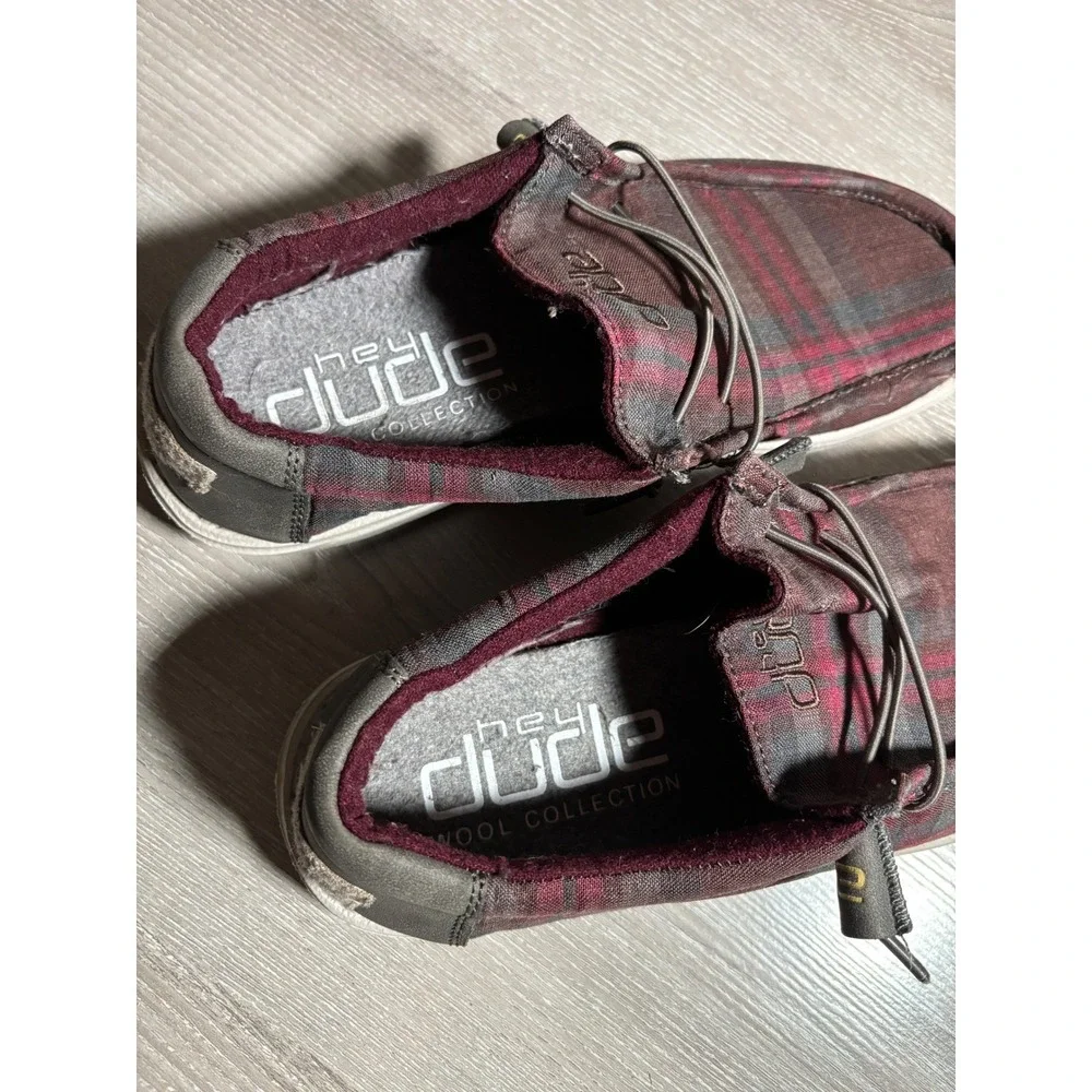 Hey Dude Mens 9 Wally Funk Wool Collection Plaid Burgundy Grey Loafers Casual